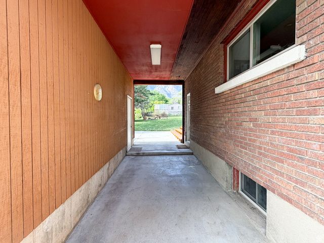 684 E 2650 N, North Ogden, UT 84414