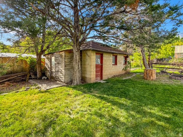 684 E 2650 N, North Ogden, UT 84414