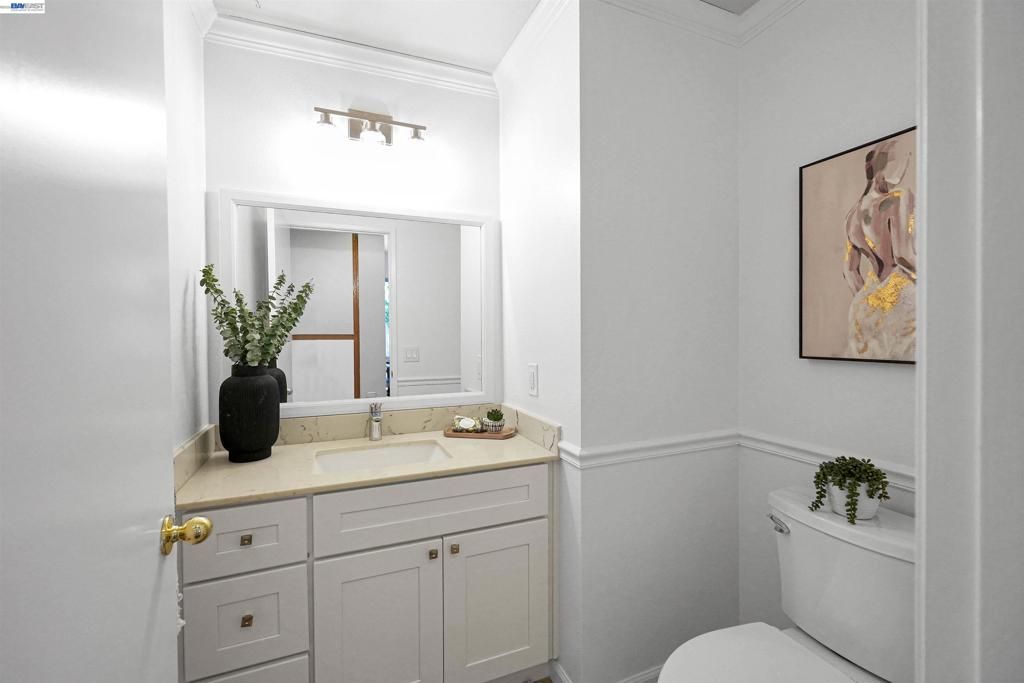 Image 15 of property listing at 34776 Rumford Ter, Union City, CA 94587