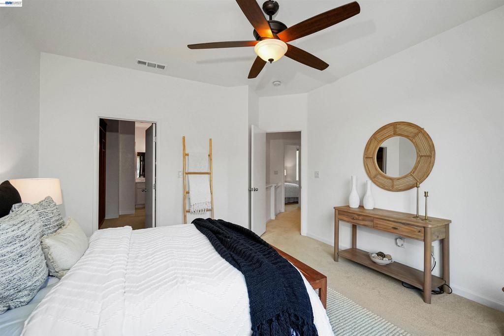 Image 32 of property listing at 34776 Rumford Ter, Union City, CA 94587