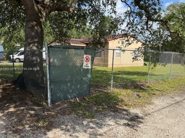 6013 SW 34th St, Miramar, FL 33023