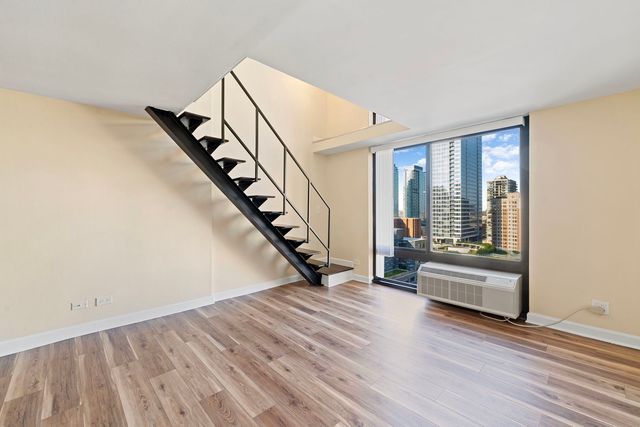 1221 N Dearborn Parkway 1601N, Chicago, IL 60610