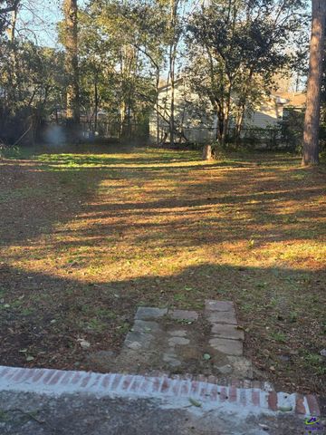 220 Francis Street, Warner Robins, GA 31093