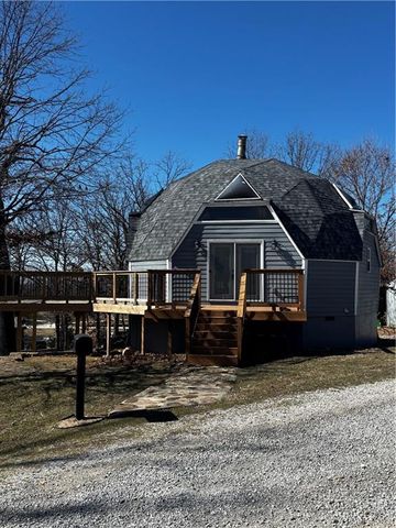 10116 Billabong Drive, Clinton, MO 64735