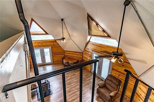 10116 Billabong Drive, Clinton, MO 64735