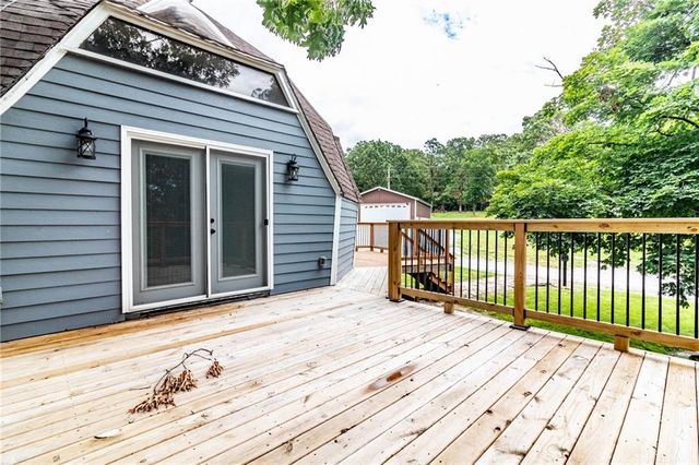 10116 Billabong Drive, Clinton, MO 64735