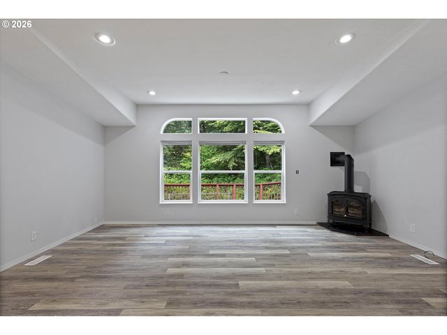 2055 Sw BARD Rd, Lincoln City, OR 97367