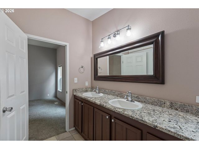 2055 Sw BARD Rd, Lincoln City, OR 97367