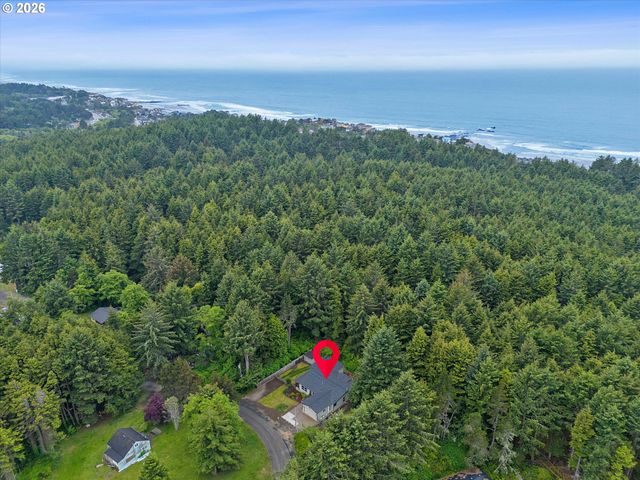 2055 Sw BARD Rd, Lincoln City, OR 97367