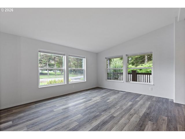 2055 Sw BARD Rd, Lincoln City, OR 97367