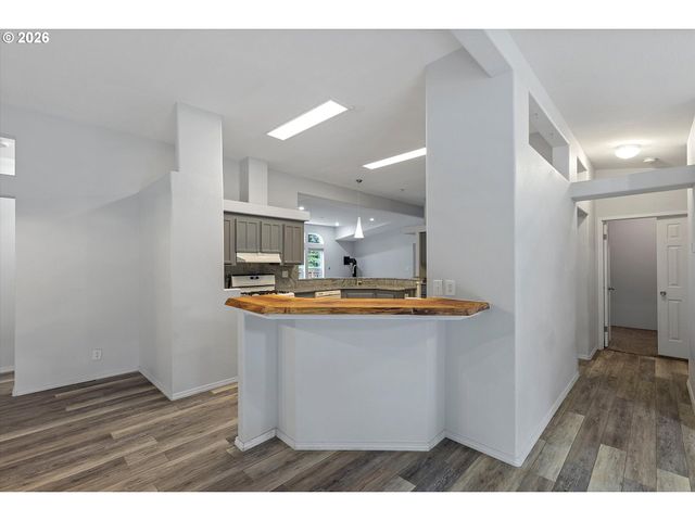 2055 Sw BARD Rd, Lincoln City, OR 97367