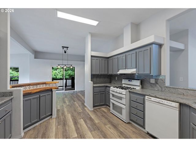 2055 Sw BARD Rd, Lincoln City, OR 97367