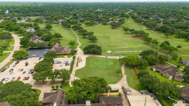 5235 Westerdale Drive, Fulshear, TX 77441