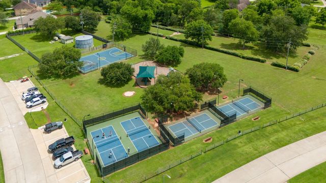5235 Westerdale Drive, Fulshear, TX 77441