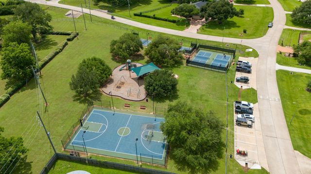 5235 Westerdale Drive, Fulshear, TX 77441