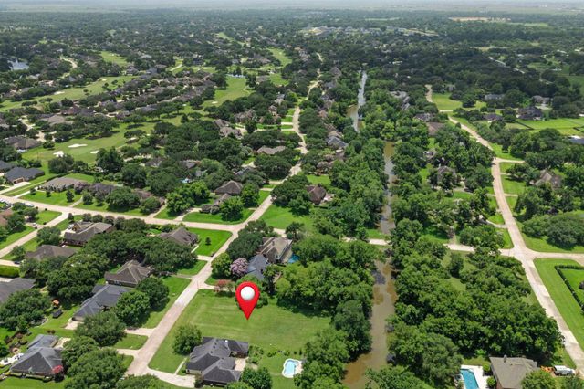 5235 Westerdale Drive, Fulshear, TX 77441