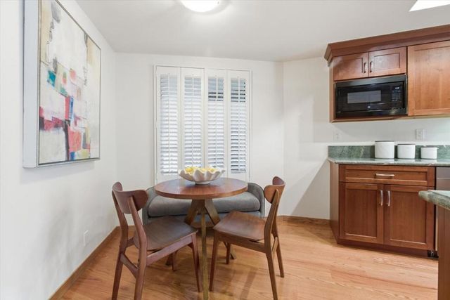 300 Sand Hill Circle 301, Menlo Park, CA 94025