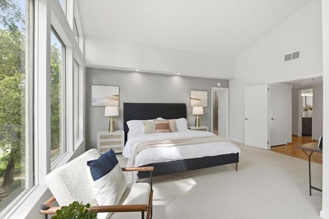 300 Sand Hill Circle 301, Menlo Park, CA 94025