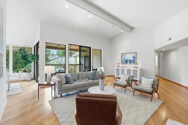 300 Sand Hill Circle 301, Menlo Park, CA 94025