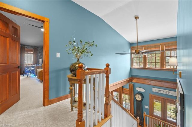 120 Town Lot Drive, Pfafftown, NC 27040