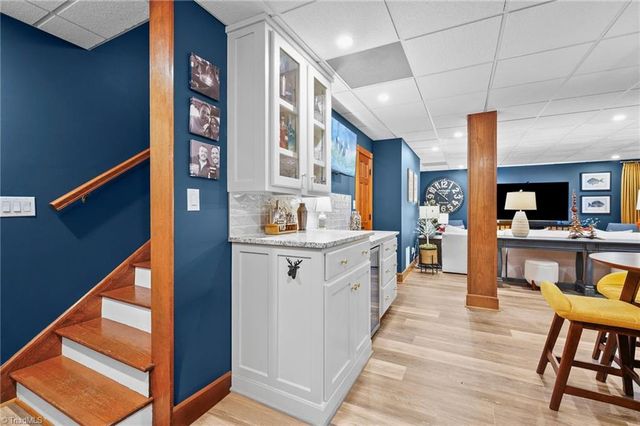 120 Town Lot Drive, Pfafftown, NC 27040