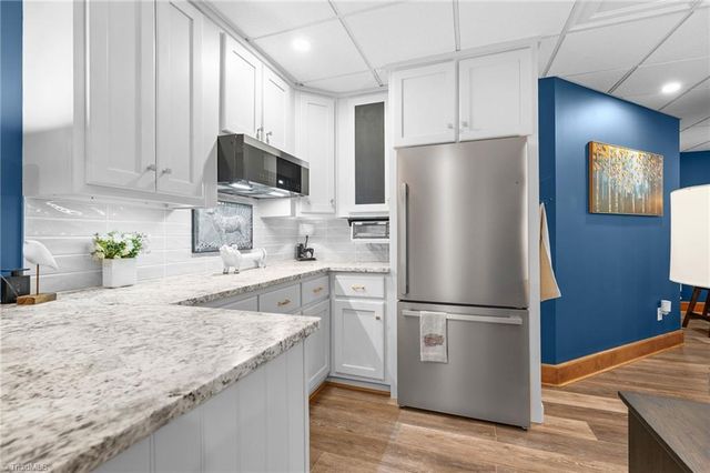 120 Town Lot Drive, Pfafftown, NC 27040