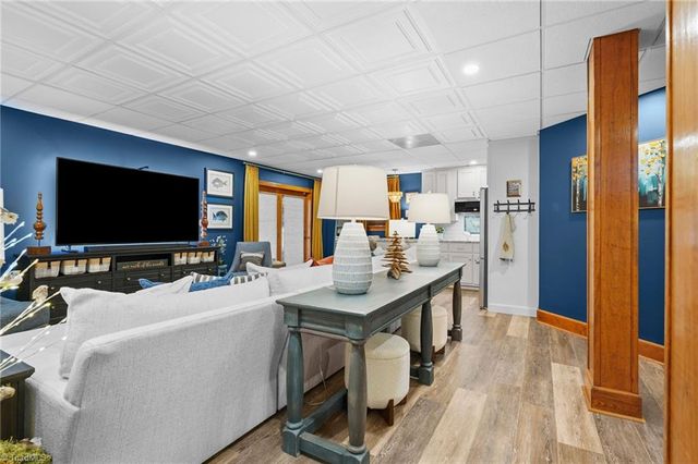 120 Town Lot Drive, Pfafftown, NC 27040