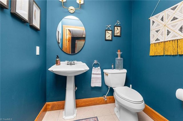 120 Town Lot Drive, Pfafftown, NC 27040