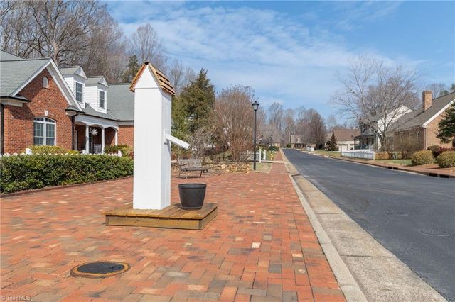 120 Town Lot Drive, Pfafftown, NC 27040