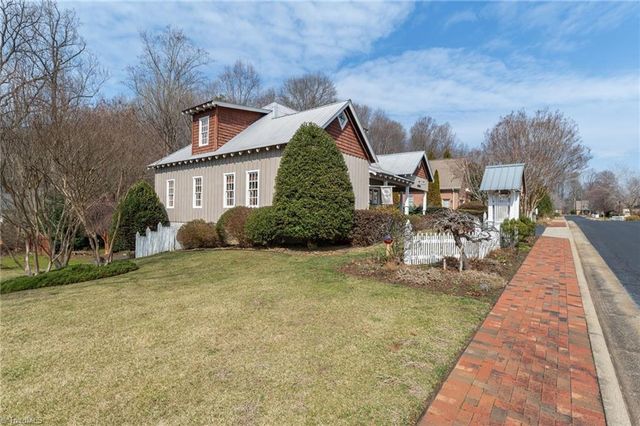 120 Town Lot Drive, Pfafftown, NC 27040