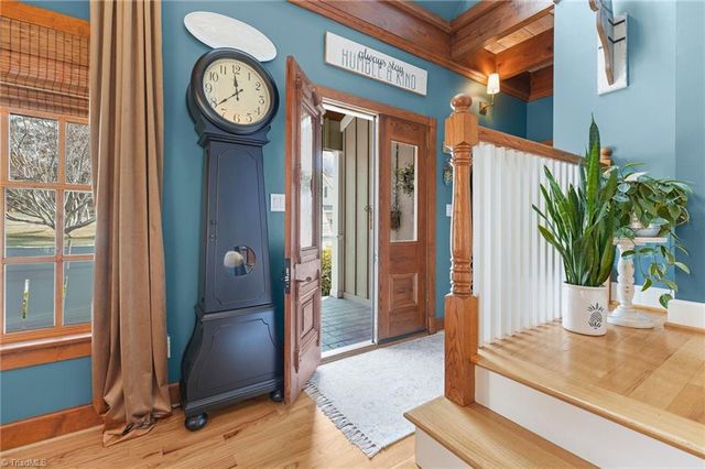 120 Town Lot Drive, Pfafftown, NC 27040