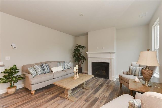 1011 Cedar Tree CT, Chesapeake, VA 23323