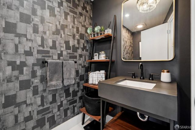 999 16th Street 15, San Francisco, CA 94107