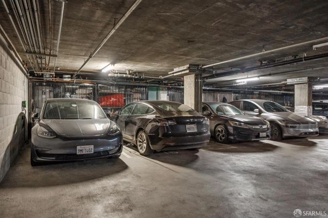 999 16th Street 15, San Francisco, CA 94107