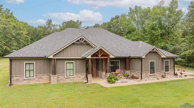 847 Calloway Rd, Marshall, TX 75670