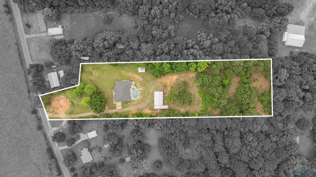 847 Calloway Rd, Marshall, TX 75670