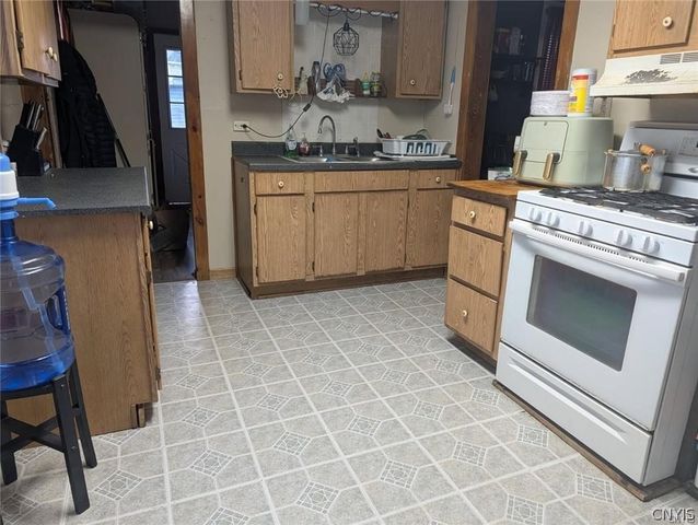 177 Central Avenue, German Flatts, NY 13357