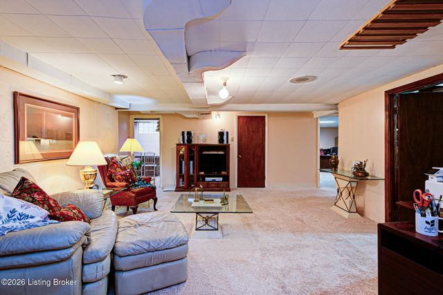 5333 New Cut Rd, Louisville, KY 40214