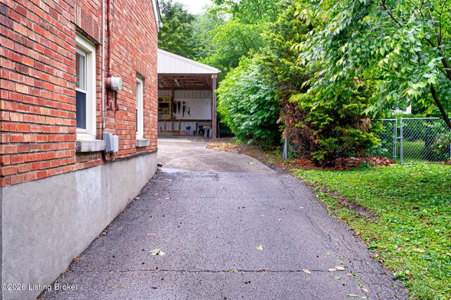 5333 New Cut Rd, Louisville, KY 40214