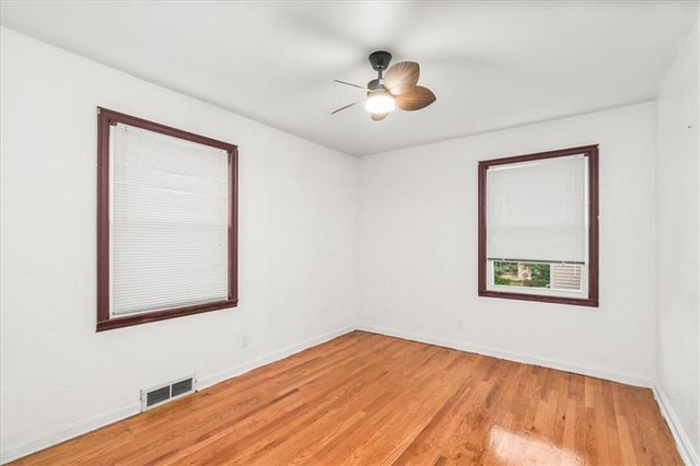 9610 E 29th Terrace S, Independence, MO 64052
