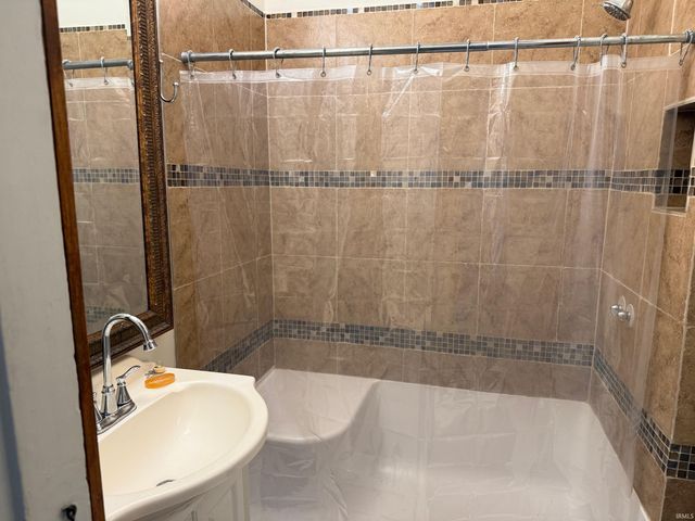 1718 & 1720 12th Street, Bedford, IN 47421