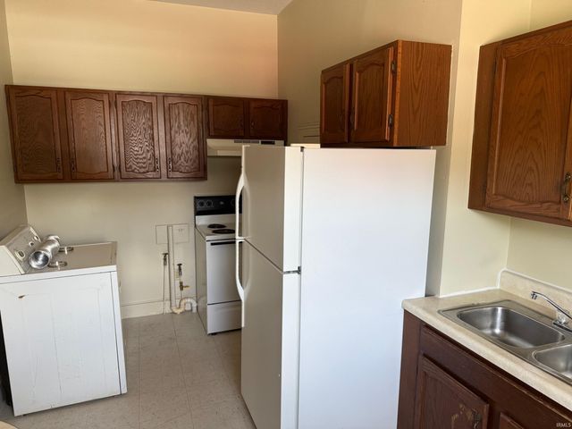 1718 & 1720 12th Street, Bedford, IN 47421