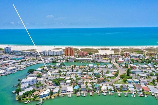 11025 2ND STREET E 9, Treasure Island, FL 33706