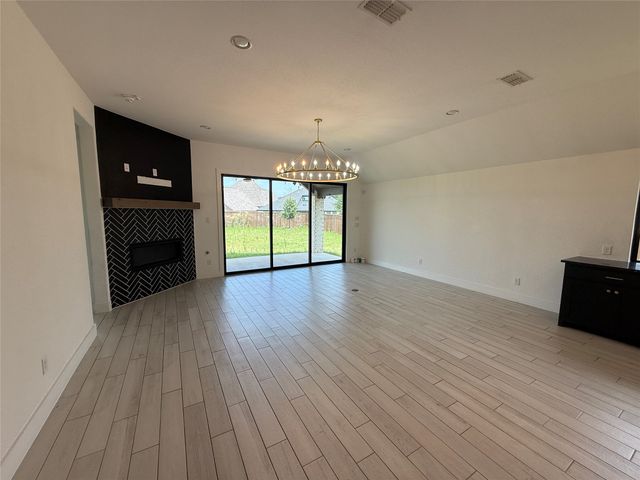 2162 Cloverfern Way, Haslet, TX 76052