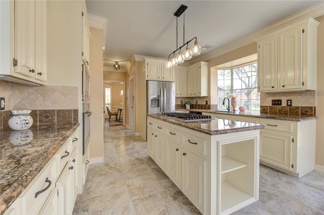 4810 Keneshaw Street, Sugar Land, TX 77479