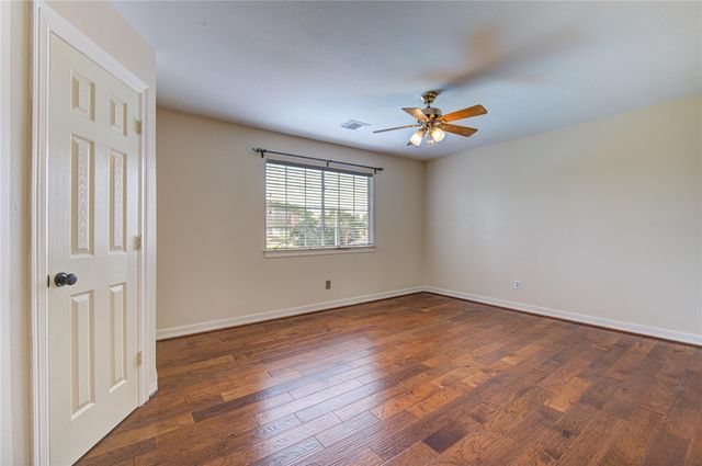 4810 Keneshaw Street, Sugar Land, TX 77479