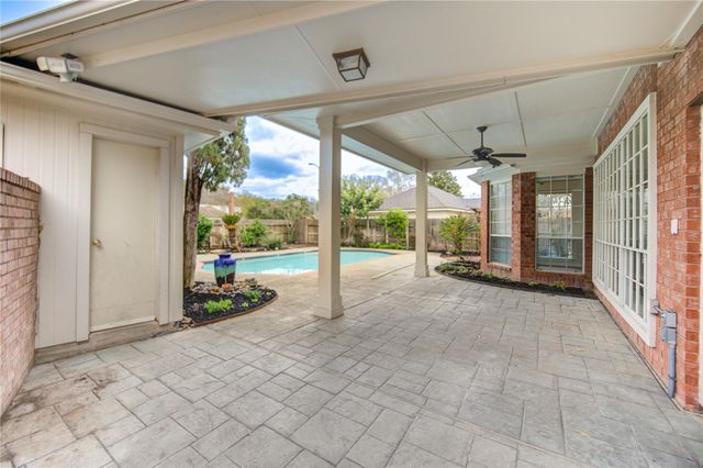 4810 Keneshaw Street, Sugar Land, TX 77479