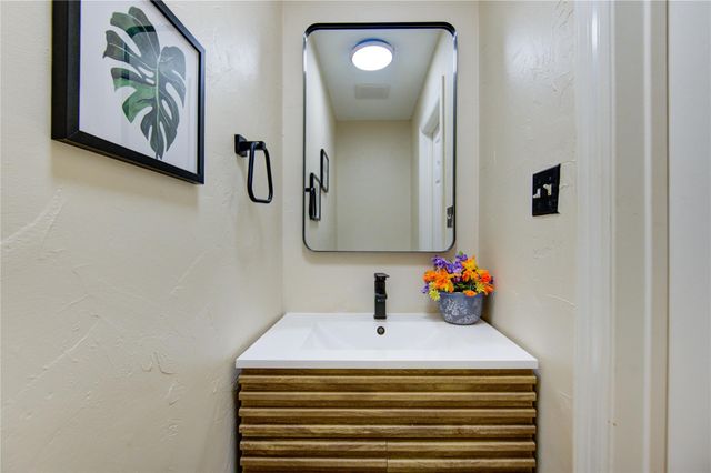 4810 Keneshaw Street, Sugar Land, TX 77479