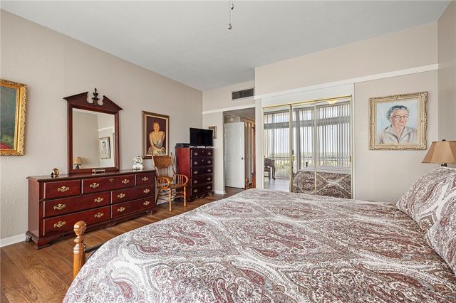 4600 Ocean Dr 707, Corpus Christi, TX 78412