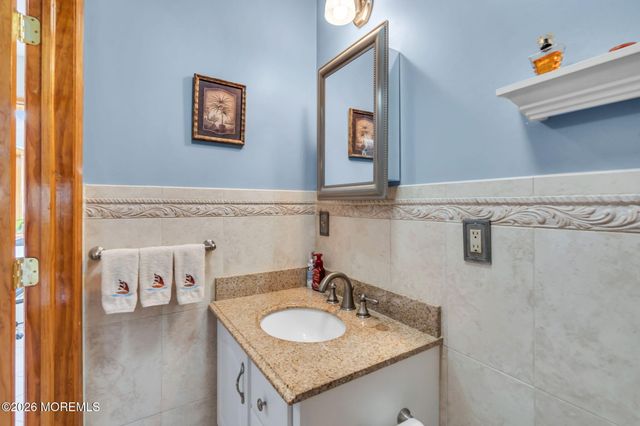 22 Parkway, Point Pleasant Beach, NJ 08742